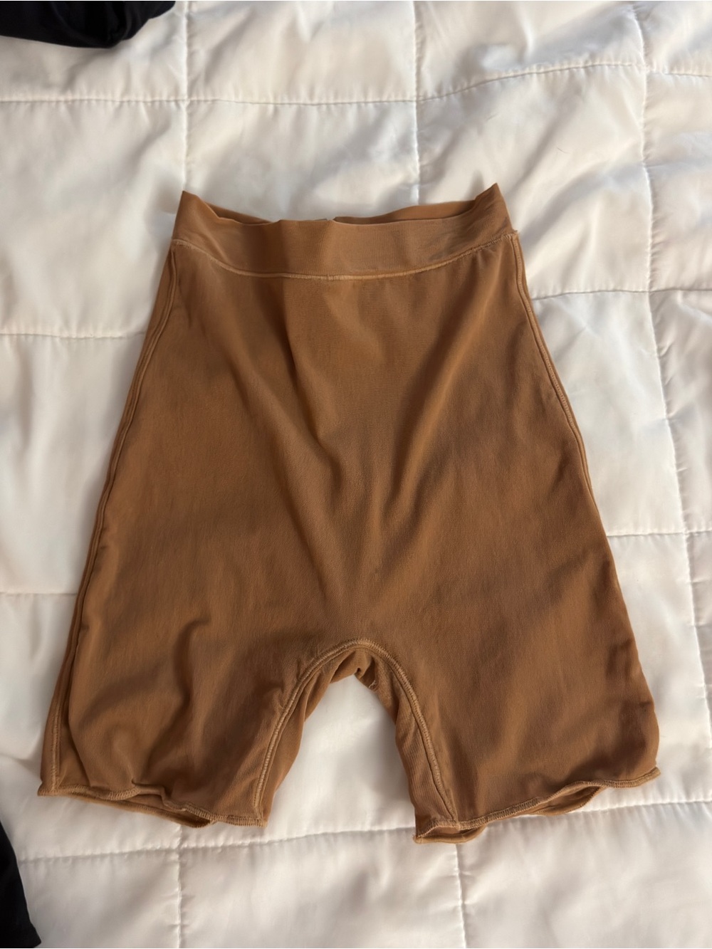 SKIMS SUMMER MESH biker shorts in ochre xxs